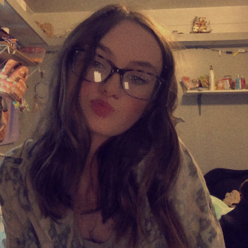 Meet your Posher, Amber